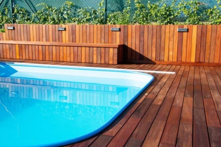 Quelle mini piscine choisir pour optimiser votre espace ?